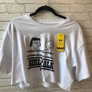 Levi’s x Peanuts girl talk crop top